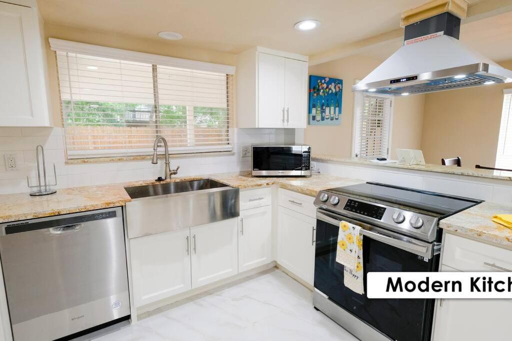 Stunning Family Home In North Houston!!! - Briar Creek سبرينغ المظهر الخارجي الصورة